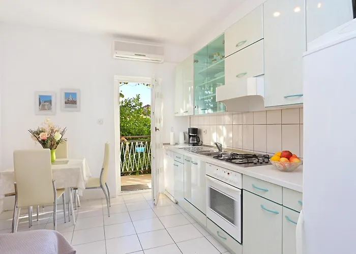 Appartement By The Sea Seget Donji, - 2029 *