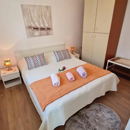 By The Sea Seget Donji, - 2029 * トロギール